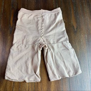 Spanx by Sara Blakely Power Shorties Performance Size B Nurse Barest